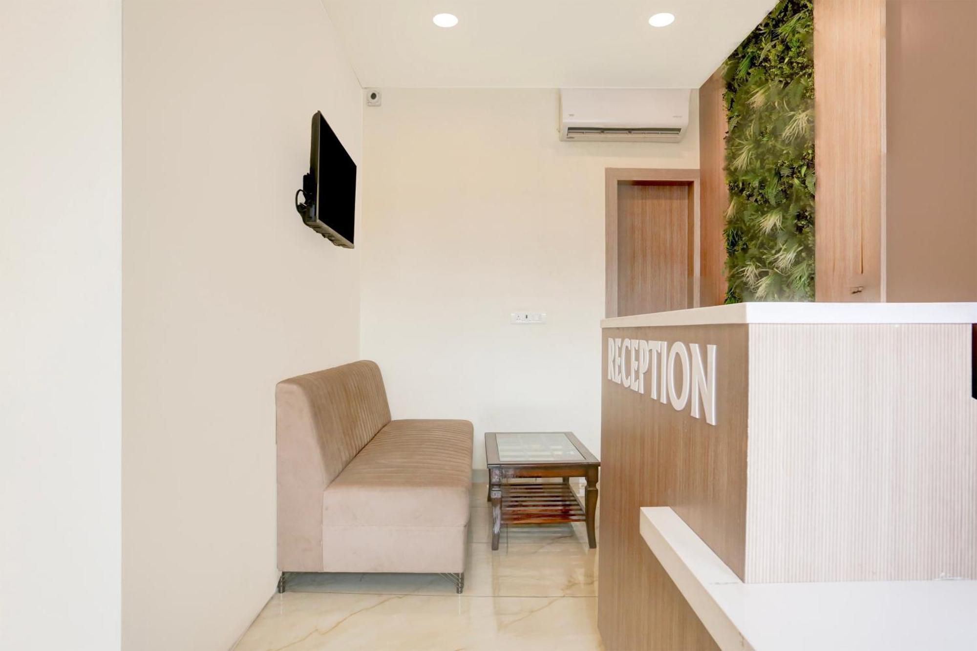 Collection O The Vidya Grand Hotel Rudrapur Exterior foto
